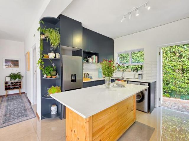 House for sale in Cape Town, Western Cape