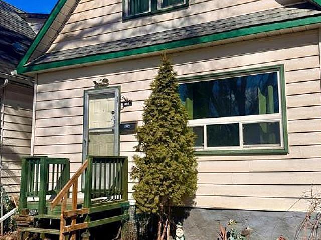 House for sale in East St. Paul, Manitoba