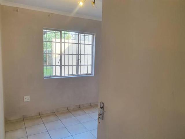 House for rent in Vosloorus, Gauteng