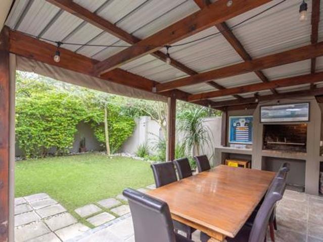 House for sale in Cape Town, Western Cape
