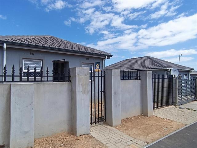 House for sale in Paarl, Western Cape