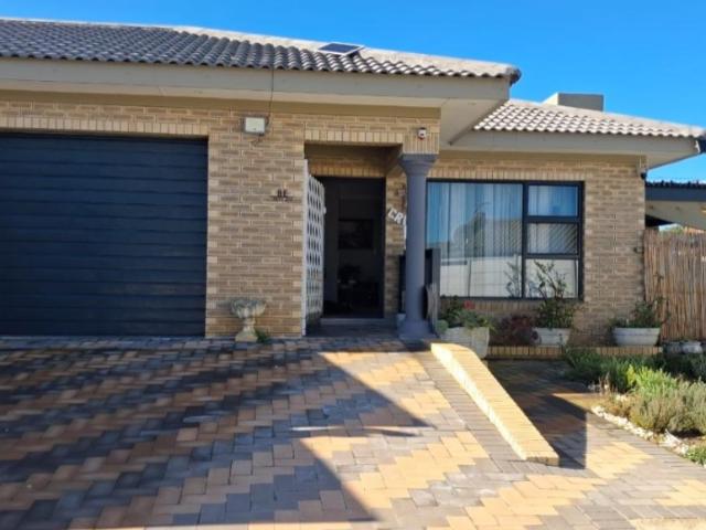 House for sale in Groot Brak Rivier, Western Cape