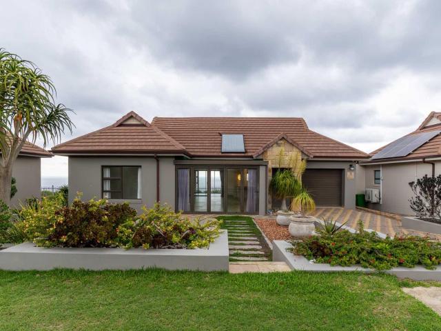 House for sale in Groot Brak Rivier, Western Cape