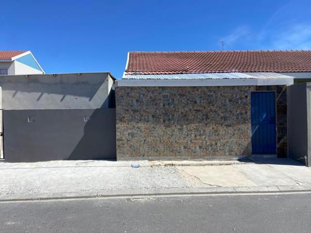 House for sale in Cape Town, Western Cape