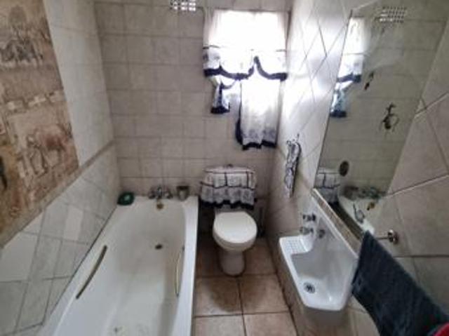 House for sale in Cape Town, Western Cape