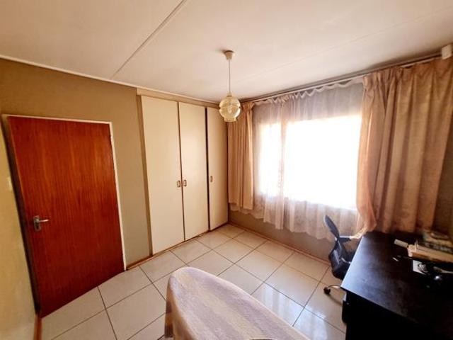 House for sale in Frances Baard, Northern Cape