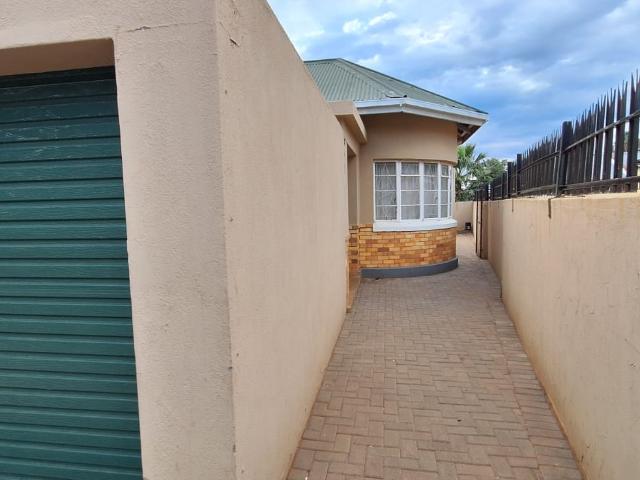 House for sale in Frances Baard, Northern Cape