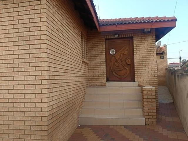 House for rent in Diepkloof, Johannesburg
