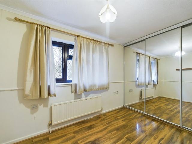 House for rent in Totteridge, Cressex