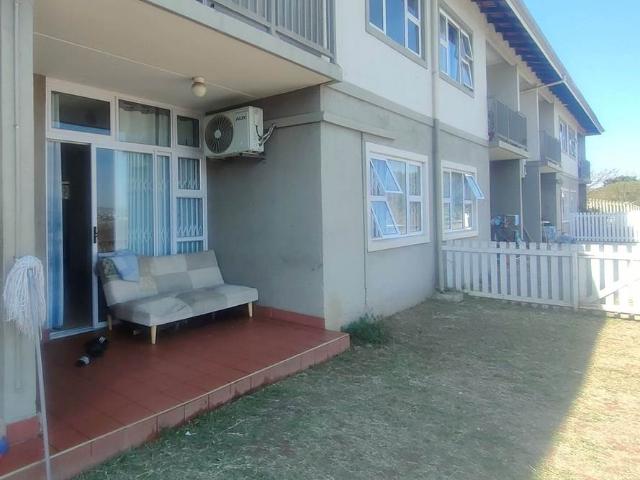 Townhouse for sale in Seaview, Kwazulu-natal