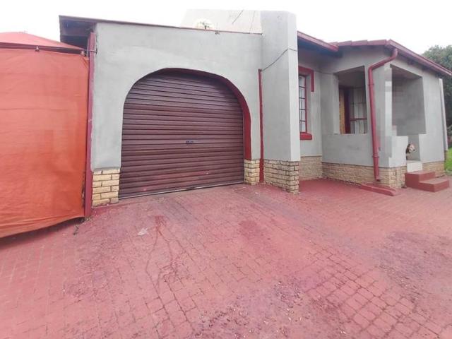 House for sale in Waterkloof, Gauteng