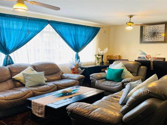 House for sale in UMhlathuze Municipality, Kwazulu-natal
