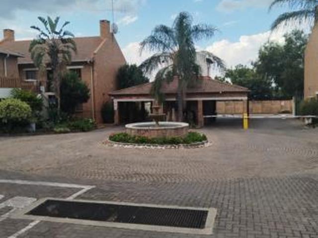 Apartment for rent in Waterkloof, Gauteng