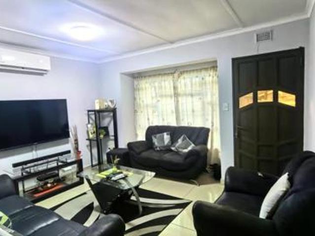 House for sale in UMhlathuze Municipality, Kwazulu-natal