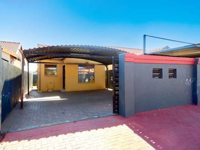 House for sale in Westonaria, Gauteng