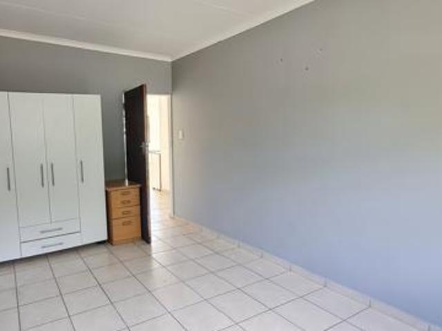 House for rent in Vosloorus, Gauteng