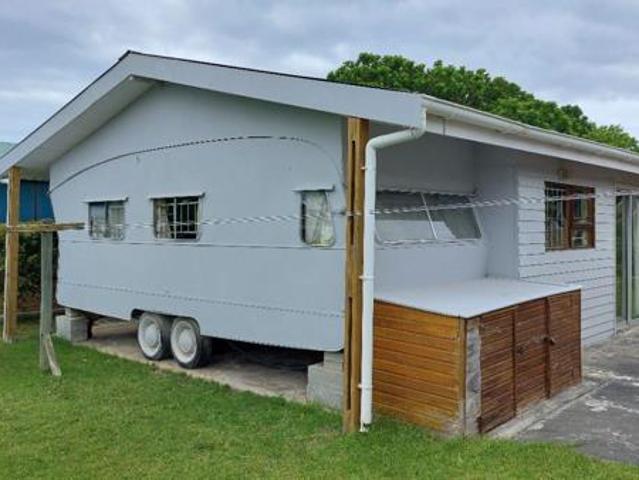 House for sale in Rietpoel, Theewaterskloof Local Municipality