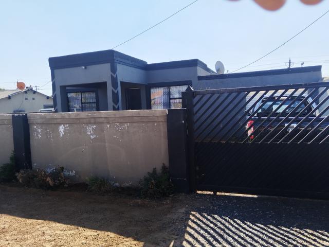 House for sale in Ga-rankuwa, Gauteng