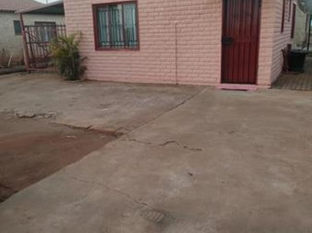 House for rent in Waterkloof, Gauteng