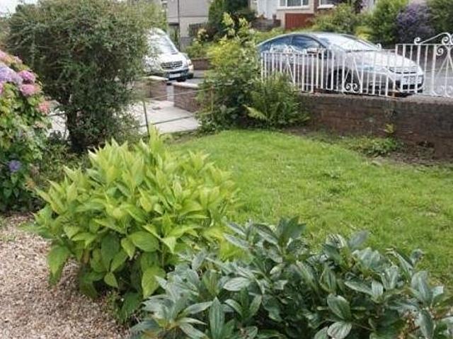 House for rent in Shawmoss, Pollokshields