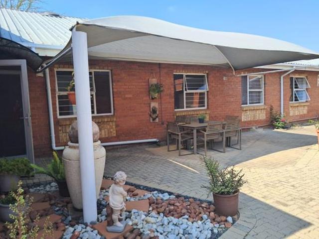 House for rent in Jansenpark, City of Ekurhuleni Metropolitan Municipality