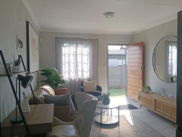House for rent in Waterkloof, Gauteng