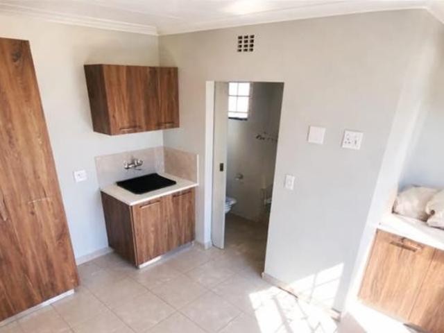 House for rent in Waterkloof, Gauteng