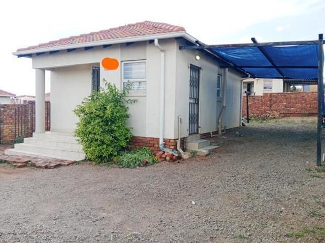 House for rent in Waterkloof, Gauteng