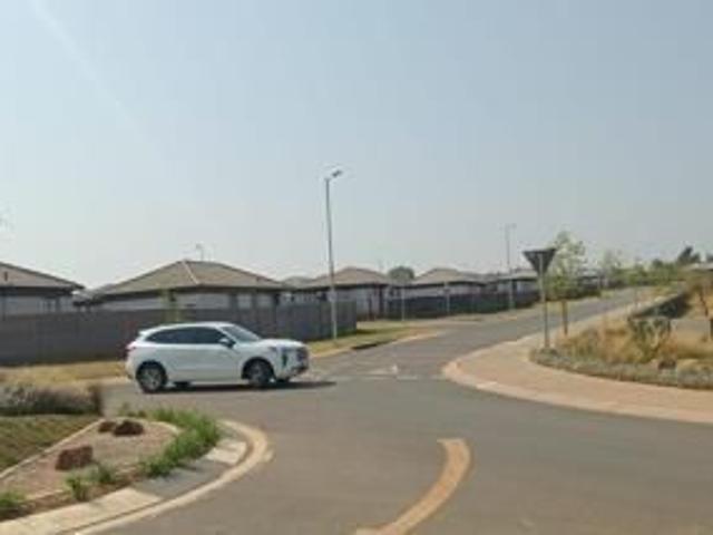 House for rent in Waterkloof, Gauteng