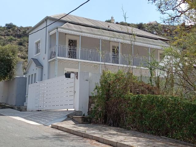 House for sale in Graaff Reinet, Eastern Cape