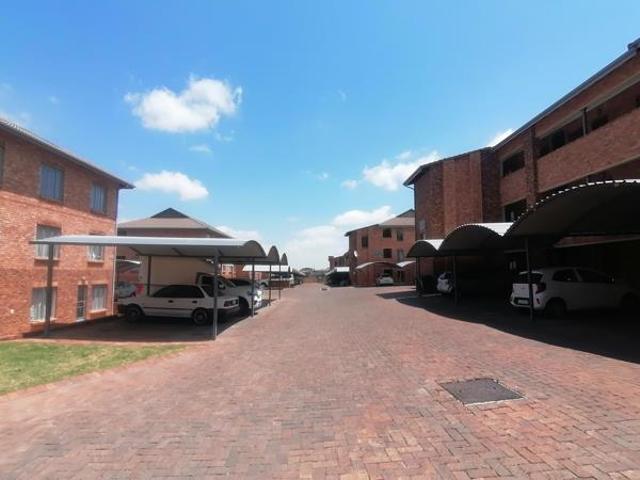 Apartment for sale in Tembisa, Gauteng