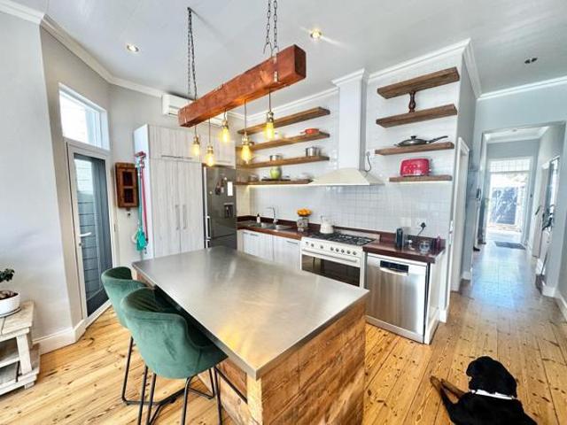 House for rent in Green Point, Cape Town