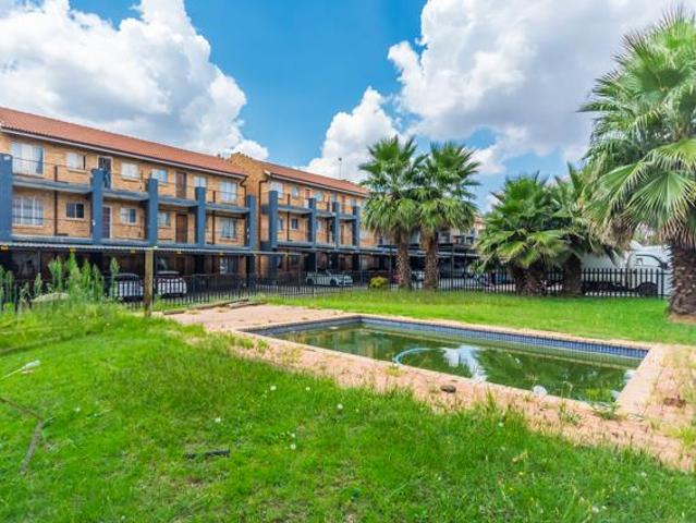 House for sale in West Rand Garden estates, Westonaria Local Municipality