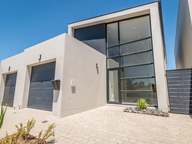 House for sale in Cape Town, Western Cape