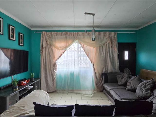 House for sale in Amatola View, Bhisho