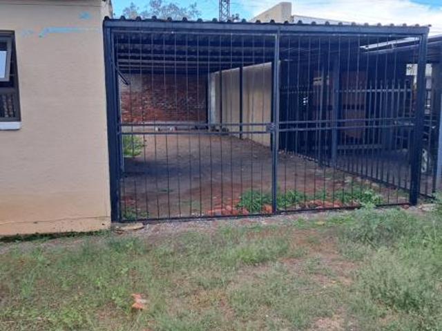 House for sale in Frances Baard, Northern Cape