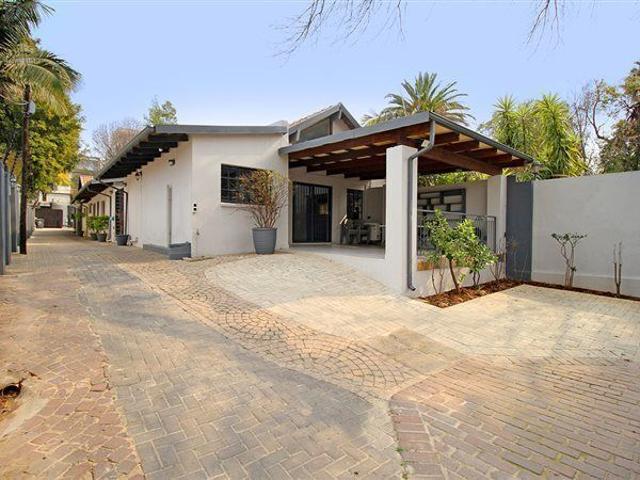 House for rent in Vosloorus, Gauteng