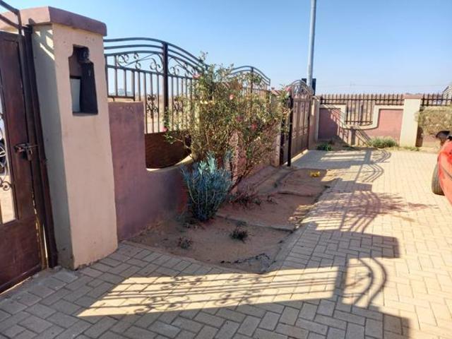 House for sale in Dr Kenneth Kaunda, North West