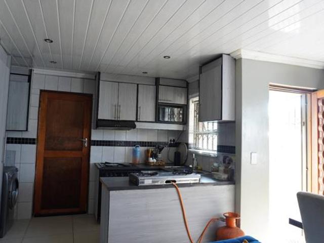 House for sale in Cape Town, Western Cape