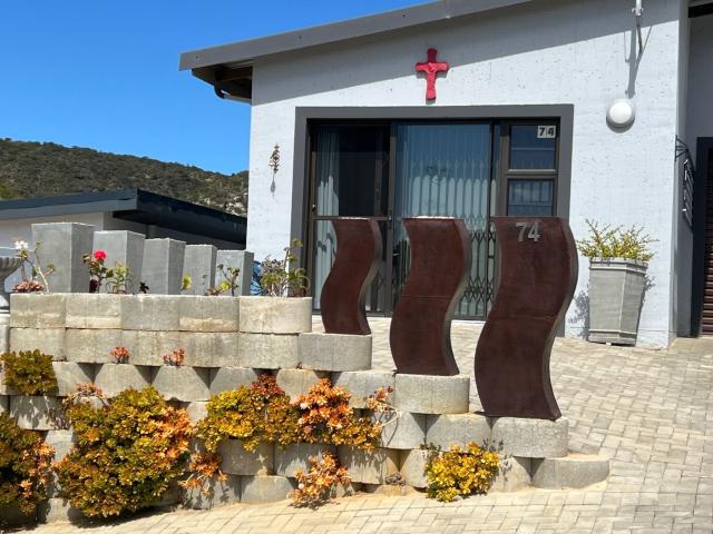 House for sale in Groot Brak Rivier, Western Cape