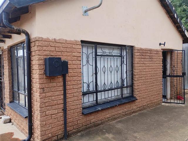 House for sale in Vosloorus, Gauteng