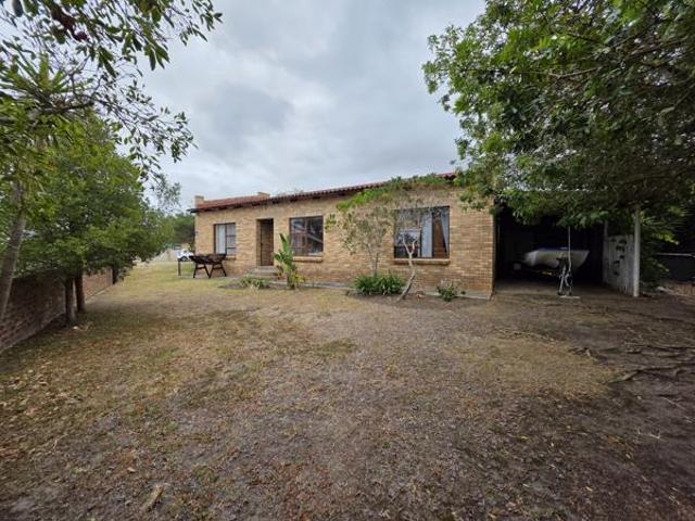 House for sale in Cape St Francis, Eastern Cape
