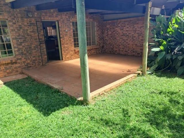 House for rent in Waterkloof, Gauteng