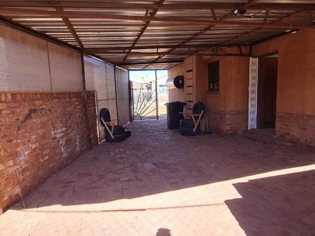 House for sale in Kgalagadi, Northern Cape