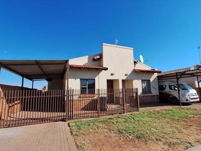 House for sale in Kgalagadi, Northern Cape