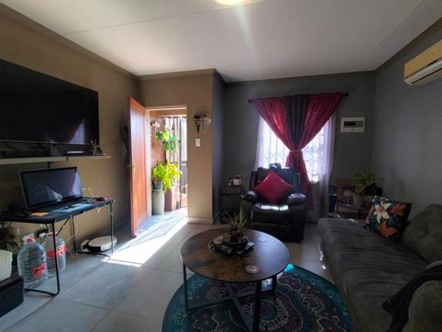 House for sale in Kgalagadi, Northern Cape