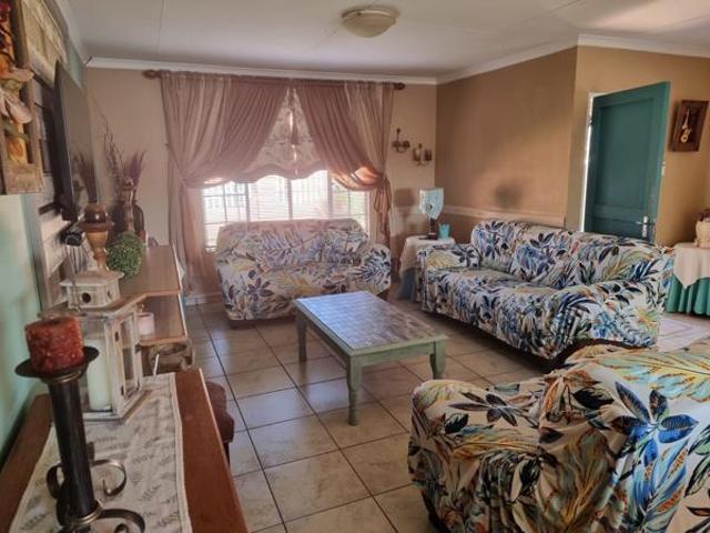 House for sale in Kgalagadi, Northern Cape