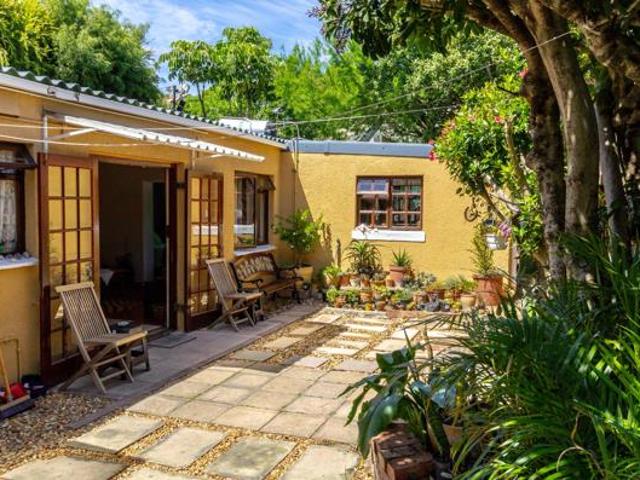 House for sale in Cape Town, Western Cape