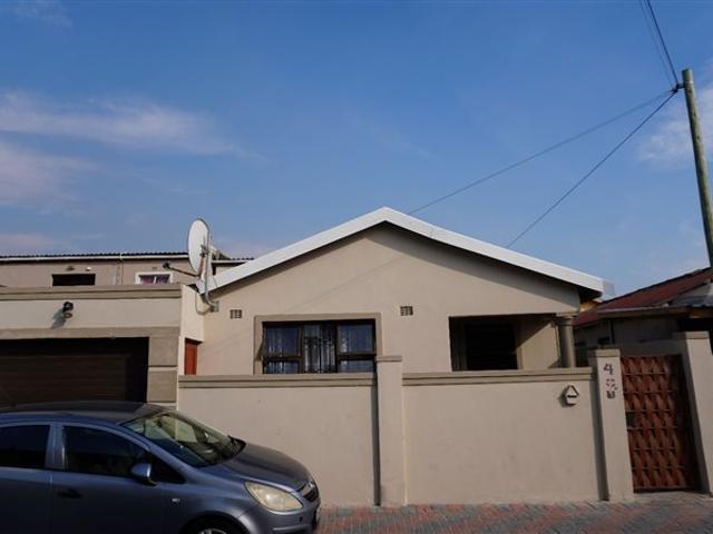 House for sale in Cape Town, Western Cape