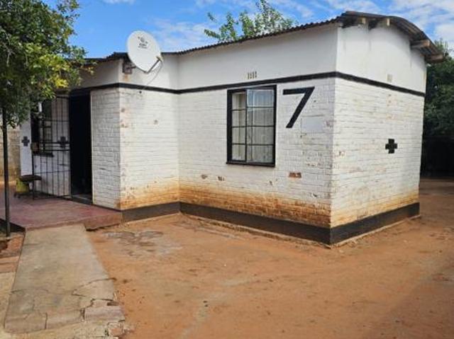 House for sale in Frances Baard, Northern Cape